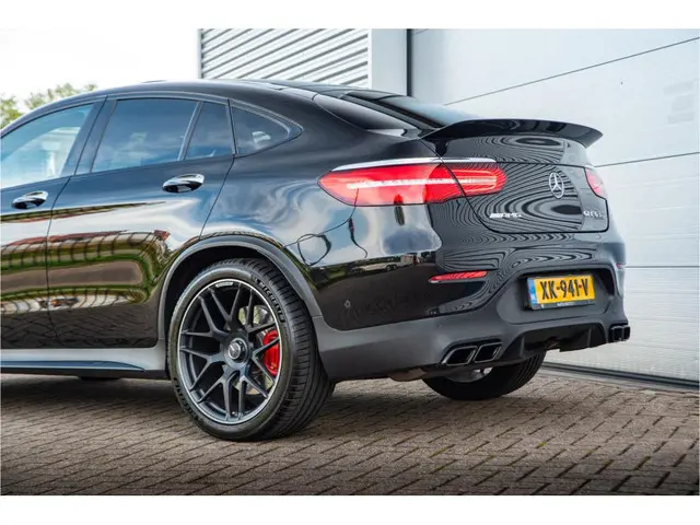 Mercedes-Benz GLC Coupé AMG 63 S 4MATIC+ 2018 Benzine 37