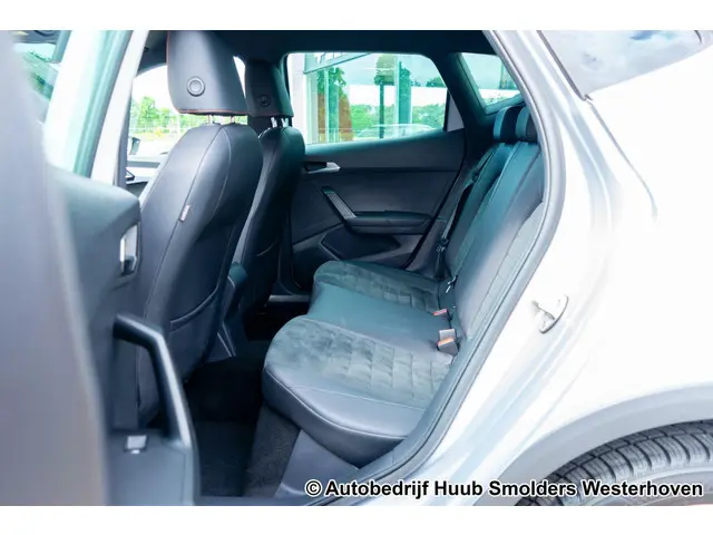 SEAT Arona 1.0 TSI FR Business Intense 2022 Benzine 18