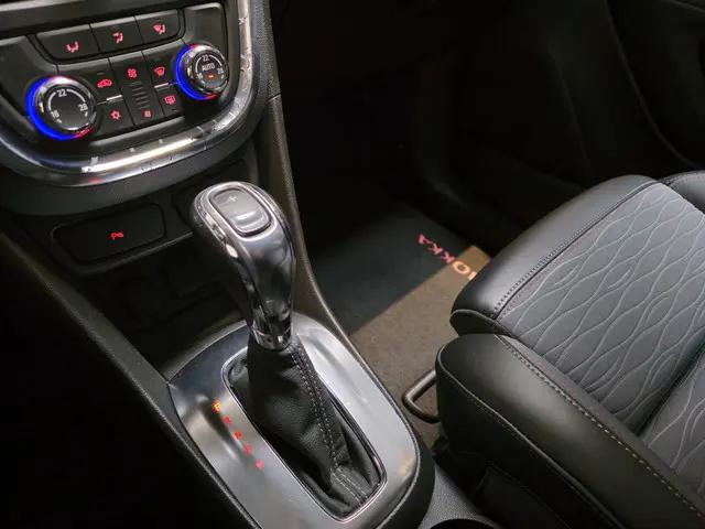 Opel Mokka 1.4 T Cosmo 2015 Benzine 18