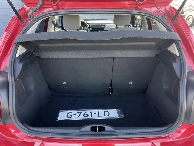 Citroën C3 1.2 PureTech S&S Shine 2019 Benzine 21