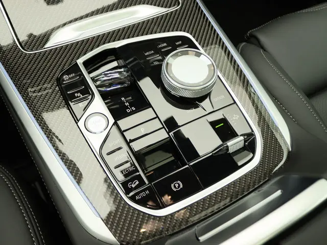 BMW X5 xDrive50e 2025 Hybride Benzine 12