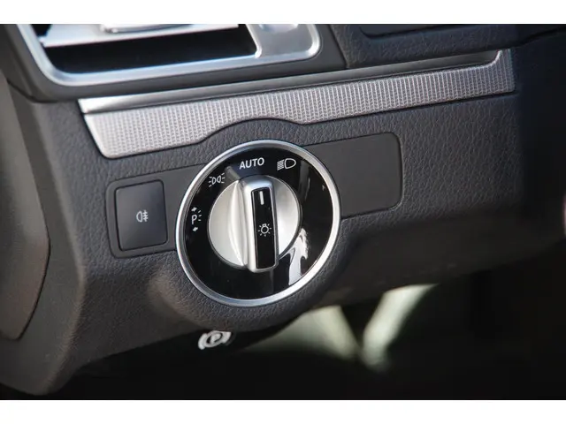 Mercedes-Benz E-Klasse Cabrio 200 Ambition 2014 Benzine 7