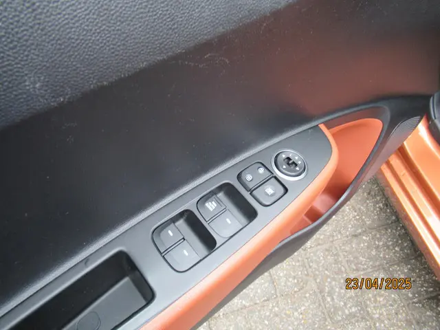 Hyundai i10 1.2 i-Vision 2014 Benzine 10