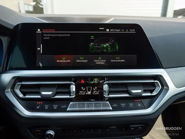 BMW 2 Serie Coupé 220i M-Sport 2022 Benzine 23