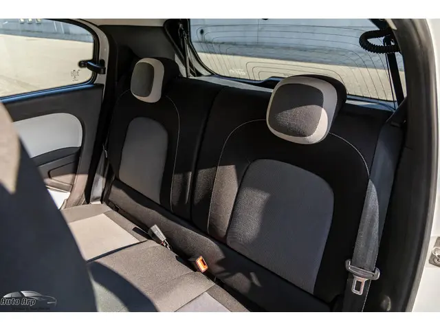Renault Twingo 1.0 SCe Expression 2015 Benzine 18