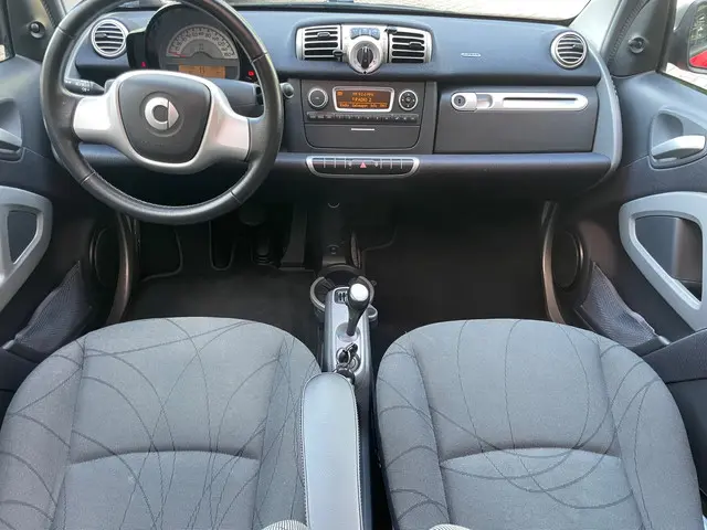 Smart Fortwo coupé 1.0 mhd Passion 2012 Benzine 15