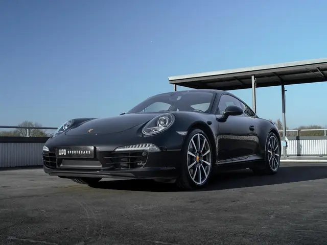 Porsche 911 3.8 Carrera S 2013 Benzine 4