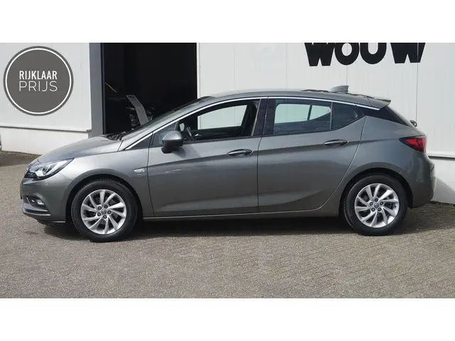 Opel Astra 1.4 Innovation Trekhaak | PDC V+A 2017 Benzine 3