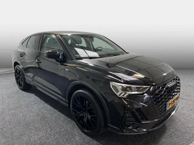 Audi Q3 Sportback 35 TFSI S-Line 2021 Benzine 35