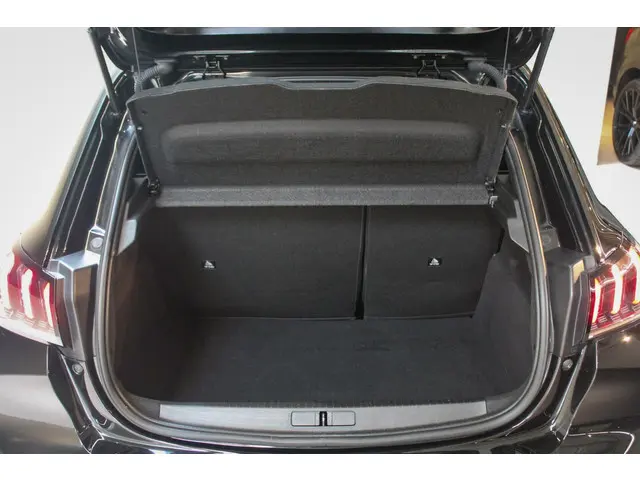 Peugeot e-208 EV GT Pack 50 kWh | PANO | 2022 Elektrisch 15