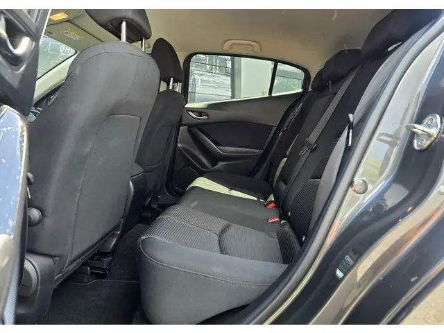 Mazda 3 2.0 SkyActiv-G 120 SkyLease GT 2018 Benzine 47