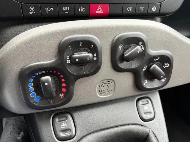 Fiat Panda 0.9 TwinAir Easy *AC 2013 Benzine 16