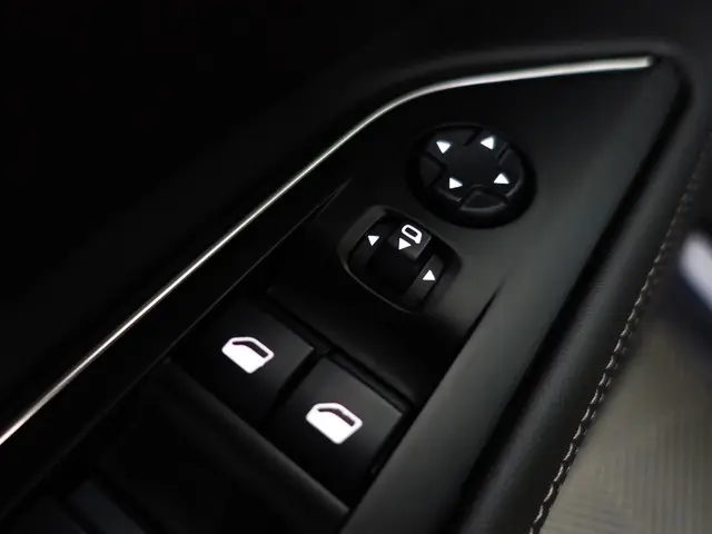 Peugeot 5008 1.2 PureTech Premium GT Line- 2018 Benzine 22