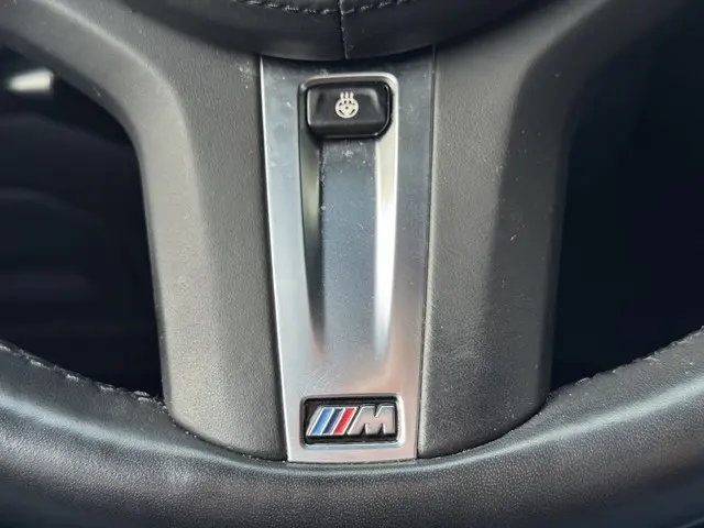 BMW 1 Serie 118i Executive Edition M 2020 Benzine 32