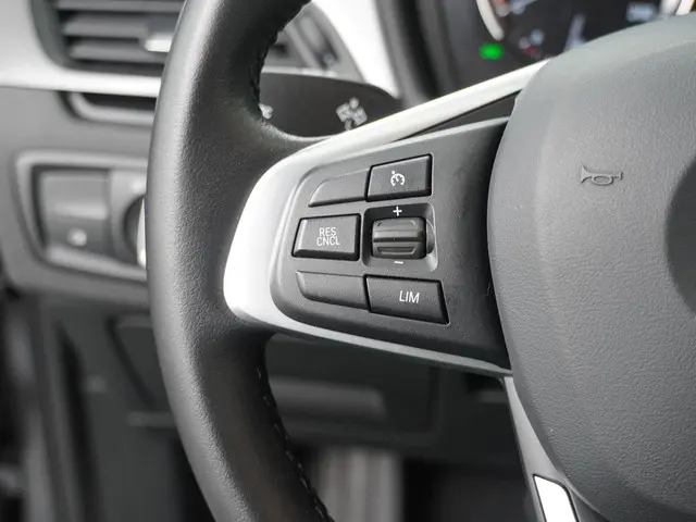 BMW X1 xDrive25e 2022 Hybride Benzine 19