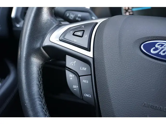 Ford Galaxy 1.5 Titanium 2018 Benzine 37