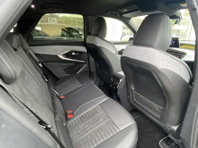 Peugeot 3008 Hybrid 136 GT 2025 Hybride Benzine 15