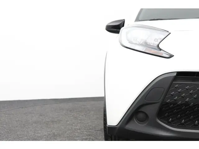 Toyota Aygo X 1.0 VVT-i MT Play 2024 Benzine 34