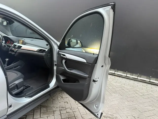 BMW X1 SDrive18i|Automaat 2016 Benzine 18