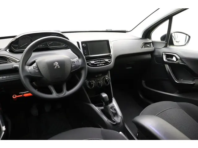 Peugeot 208 1.2 PureTech Blue Lion 2017 Benzine 7