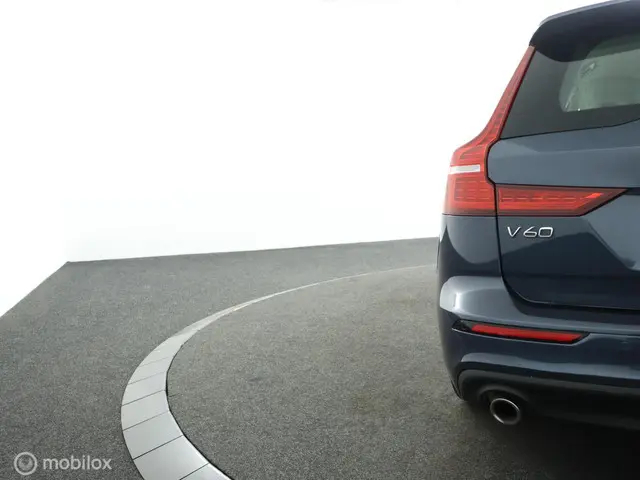 Volvo V60 2.0 T5 Momentum 117500km. 2018 Benzine 29