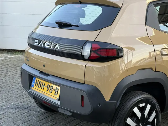 Dacia Spring Extreme 65 27 kWh 2025 Elektrisch 12