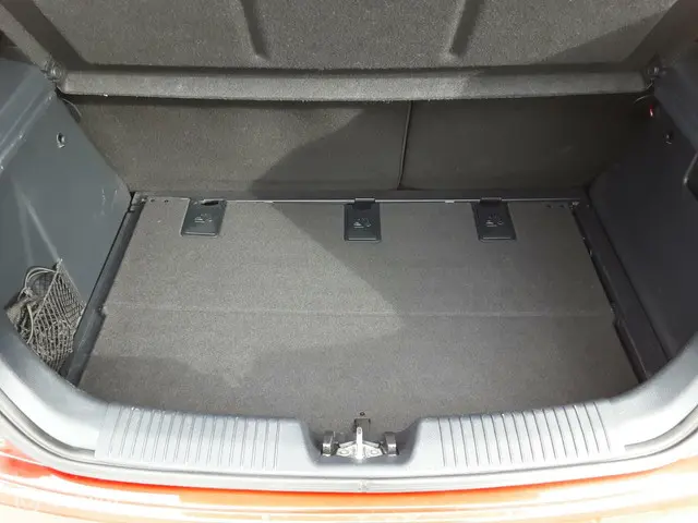 Kia Rio 1.4 CVVT ExecutiveLine 2014 Benzine 35