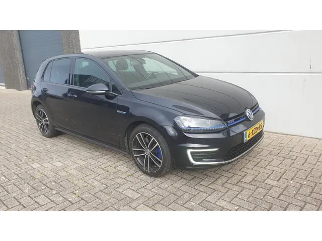 Volkswagen Golf 1.4 TSI GTE 2014 Hybride Benzine 12