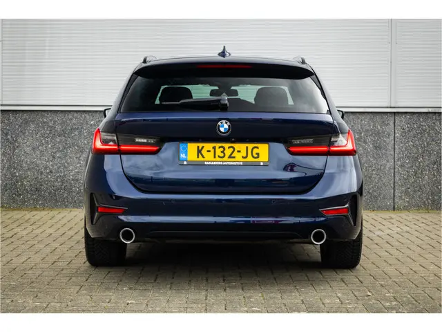 BMW 3 Serie Touring 320i Sportline 2021 Benzine 9
