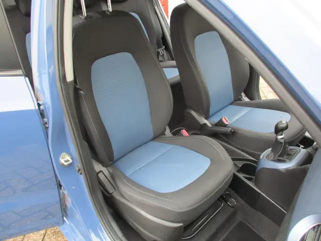 Hyundai i10 1.0i i-Drive 2014 Benzine 10