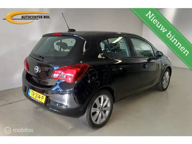 Opel Corsa 1.4 Favourite 5DRS 2018 Benzine 2