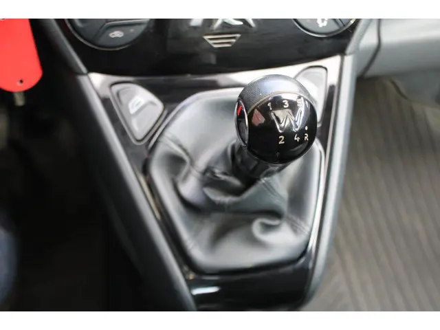 Ford Ka 1.2 Titanium X start/stop 2014 Benzine 19