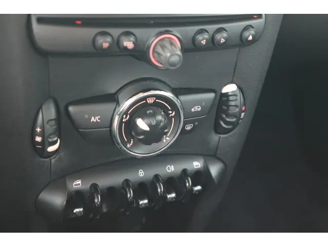 MINI One Mini 1.6 Business Line 2012 Benzine 27