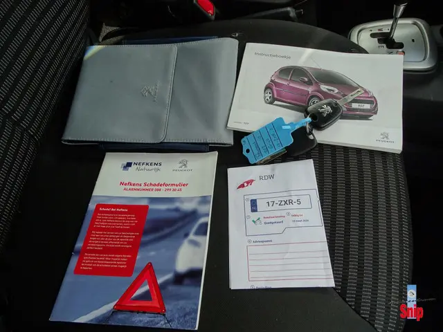 Peugeot 107 1.0 Active 2013 Benzine 19