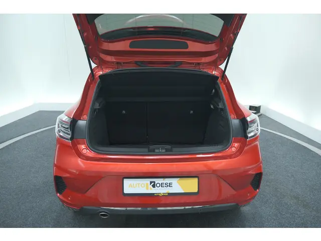 Renault Clio TCe 90 GPF techno 2024 Benzine 68