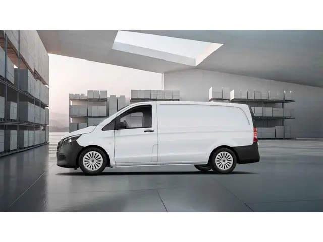 Mercedes-Benz Vito 110 CDI L2 Base 2024 Diesel 6