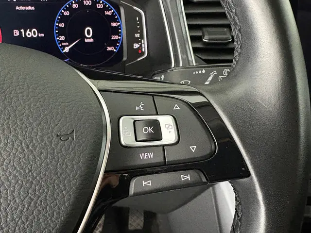 Volkswagen T-Roc 1.5 TSI Sport Business R 2021 Benzine 16