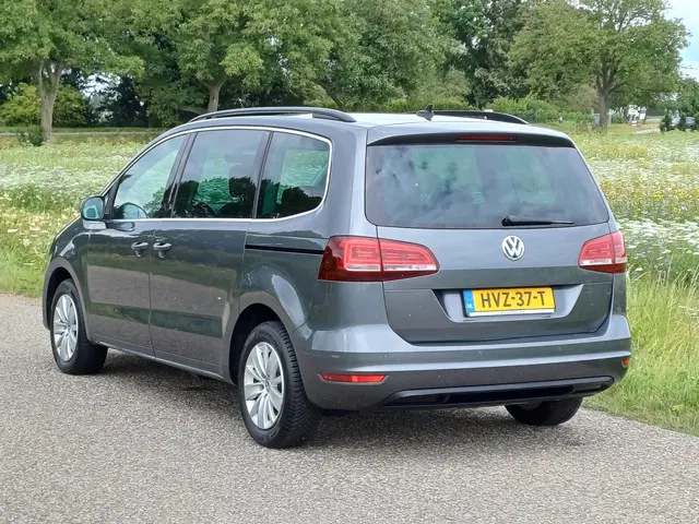 Volkswagen Sharan 1.4 TSI Exclusive 7-Pers. 2017 Benzine 8