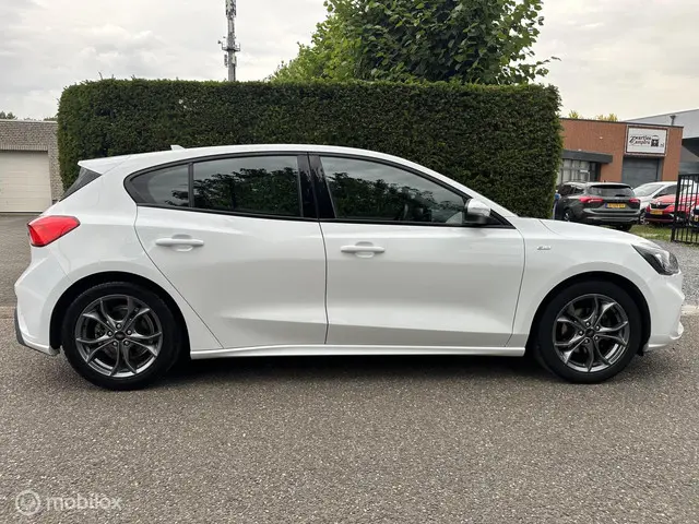 Ford Focus 1.0 EcoBoost ST Line Business 2019 Benzine 5