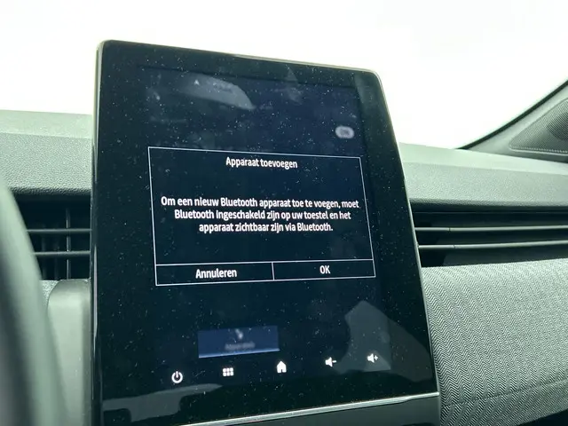 Renault Clio 1.0 TCe 90 GPF techno 2025 Benzine 15