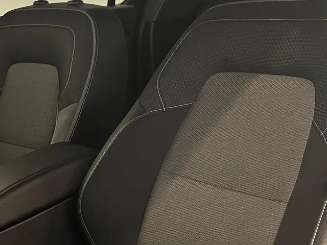 Renault Kangoo 1.3 TCe 130 EDC Techno 2023 Benzine 25