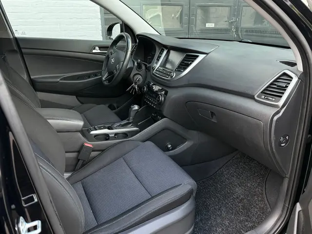 Hyundai Tucson 1.6 T-GDi Comfort 4WD 2017 Benzine 22