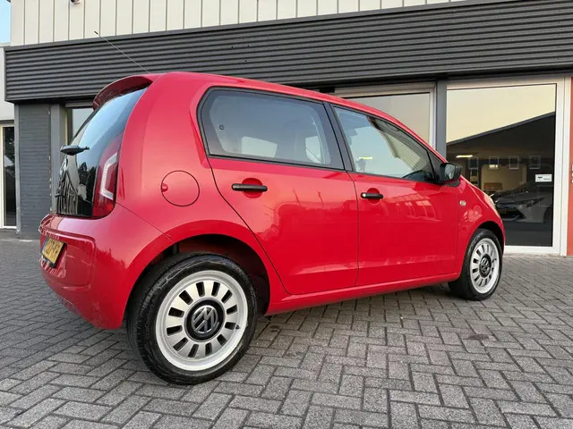 Volkswagen up! 1.0 take up! BlueMotion 2014 Benzine 14