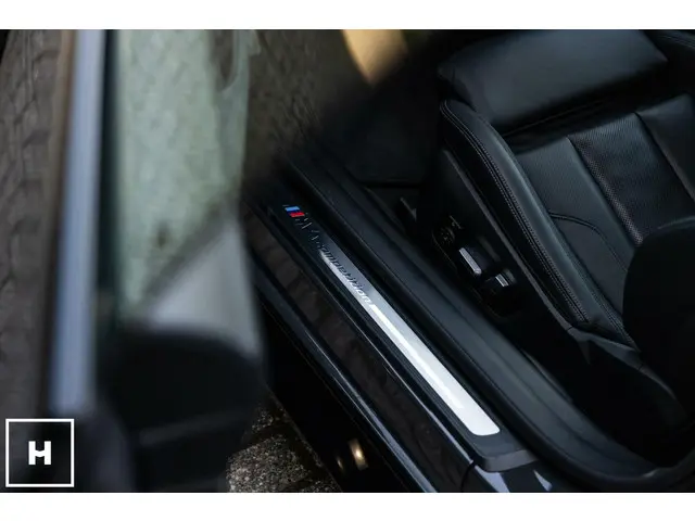 BMW M4 4-serie Coupé xDrive Competition 2021 Benzine 16