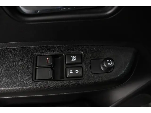 Suzuki Ignis 1.2 Smart Hybrid Select 2021 Benzine 27