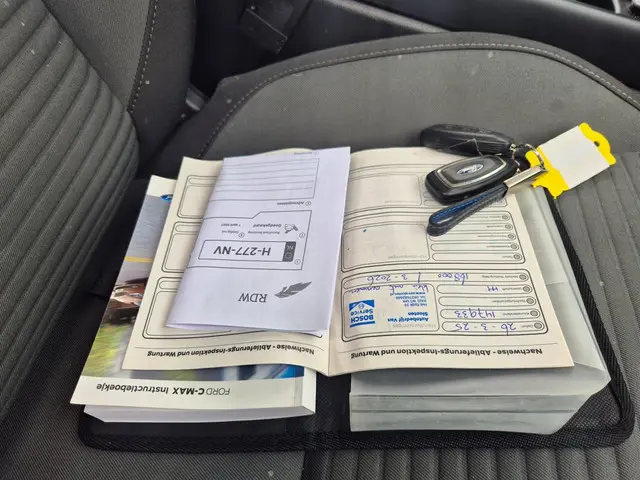 Ford C-MAX 1.0 Titanium 2016 Benzine 13