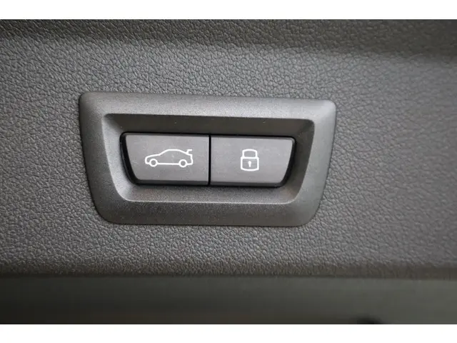 BMW 1 Serie 118i 2024 Benzine 28