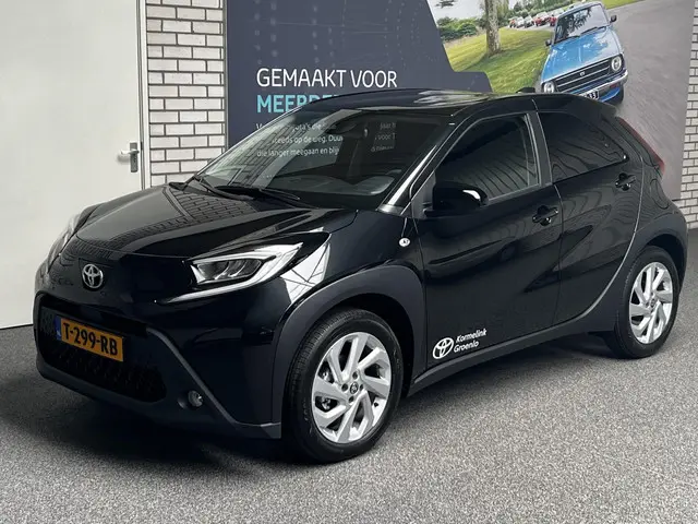 Toyota Aygo X 1.0 VVT-i MT first 2023 Benzine 2