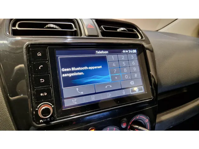 Mitsubishi Space Star 1.2 Connect+ 2024 Benzine 11