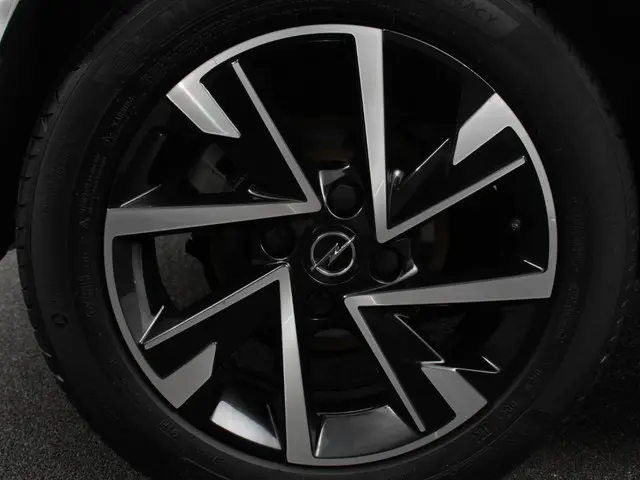 Opel Corsa 1.2 Turbo 100pk Automaat GS 2024 Benzine 4